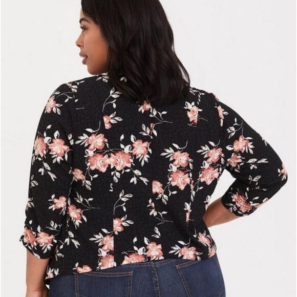 Torrid Knit Crepe Drape Blazer Black Floral 3/4 Sleeve Women's Plus size 2X - Picture 3 of 10